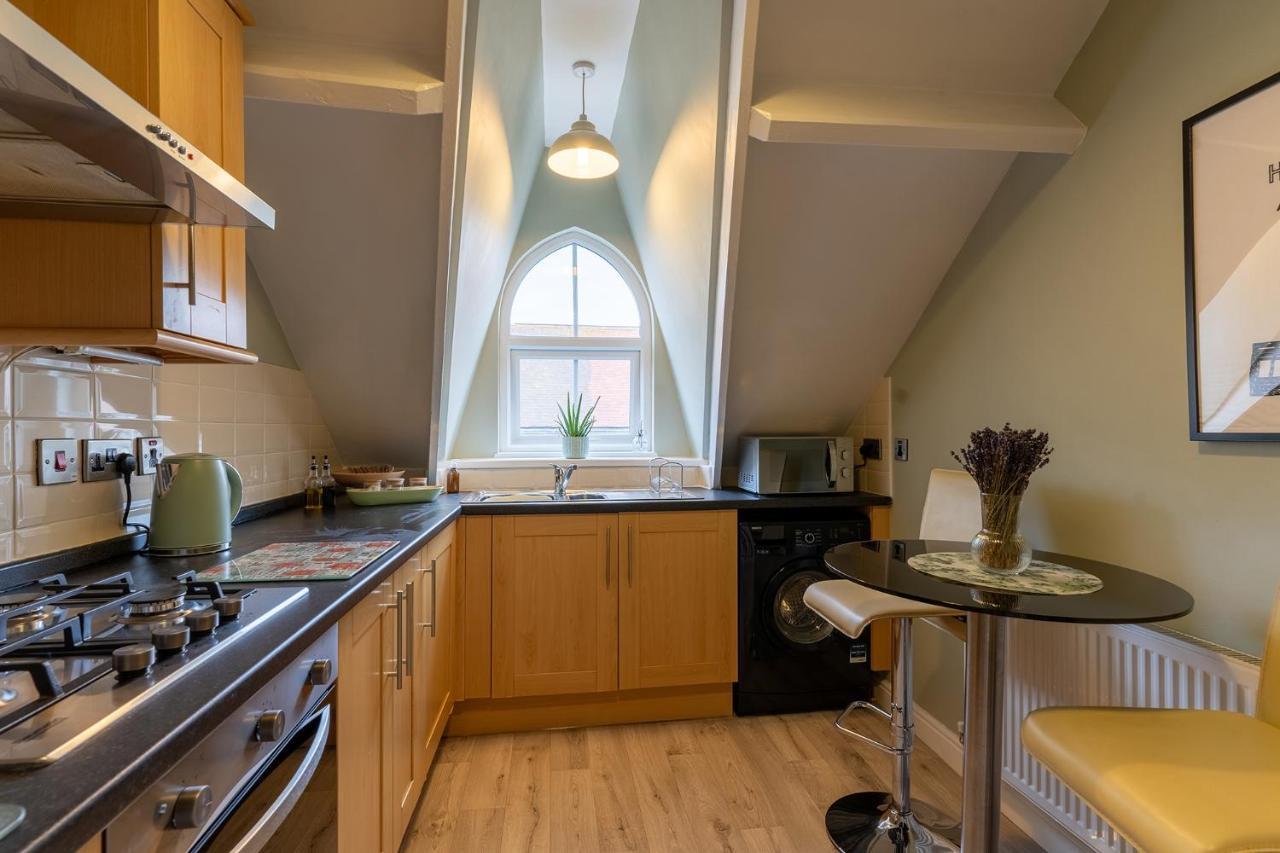 Apartamento Stowaways Loft Whitby Exterior foto
