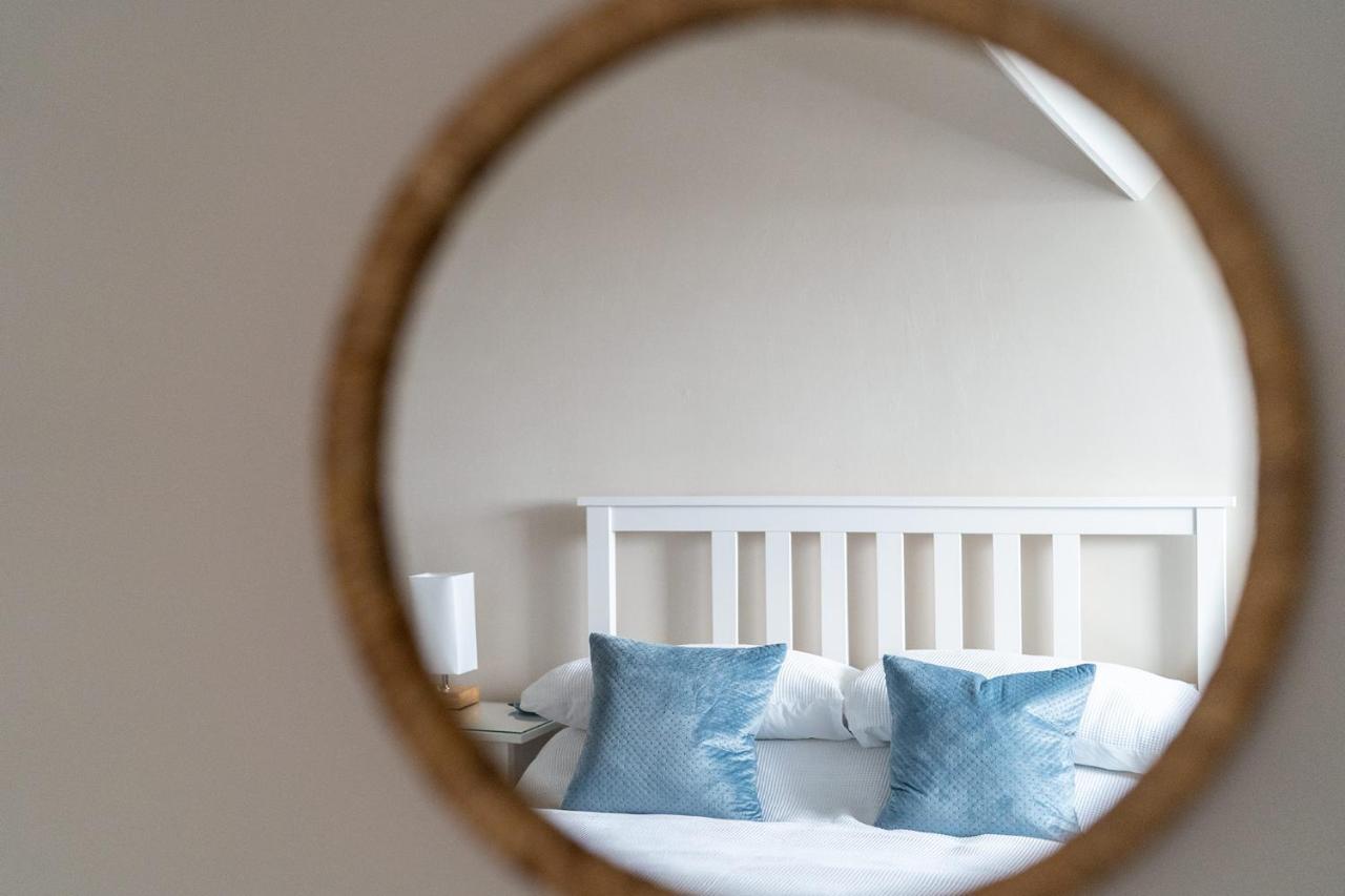 Apartamento Stowaways Loft Whitby Exterior foto