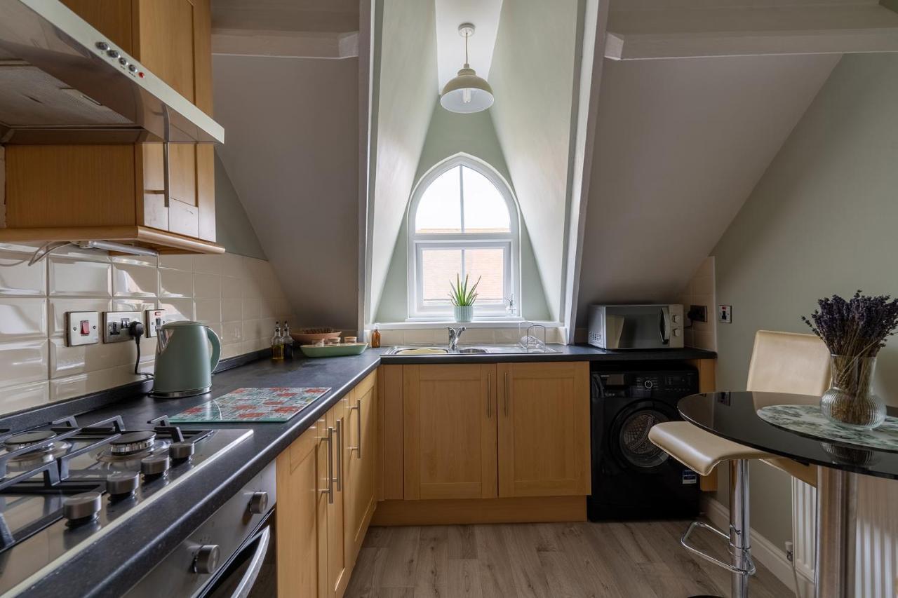 Apartamento Stowaways Loft Whitby Exterior foto